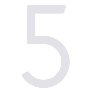 Lipnus namo numeris „5“ – 200 mm, baltas.